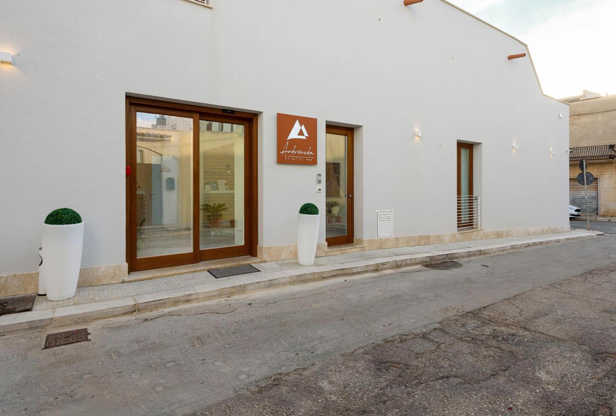 Andromeda Hotel سان فيتو لو كابو المظهر الخارجي الصورة